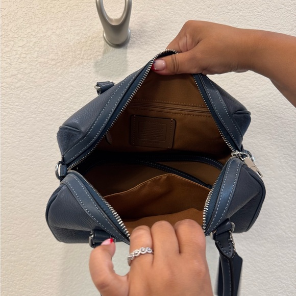 Coach Leather and Suede Satchel EUC - Picture 5 of 7